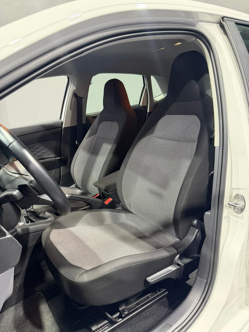VW POLO COMFORTLINE 1.0 200 TSI — foto 12