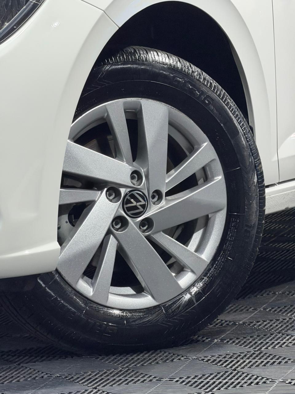 VW POLO COMFORTLINE 1.0 200 TSI — foto 13