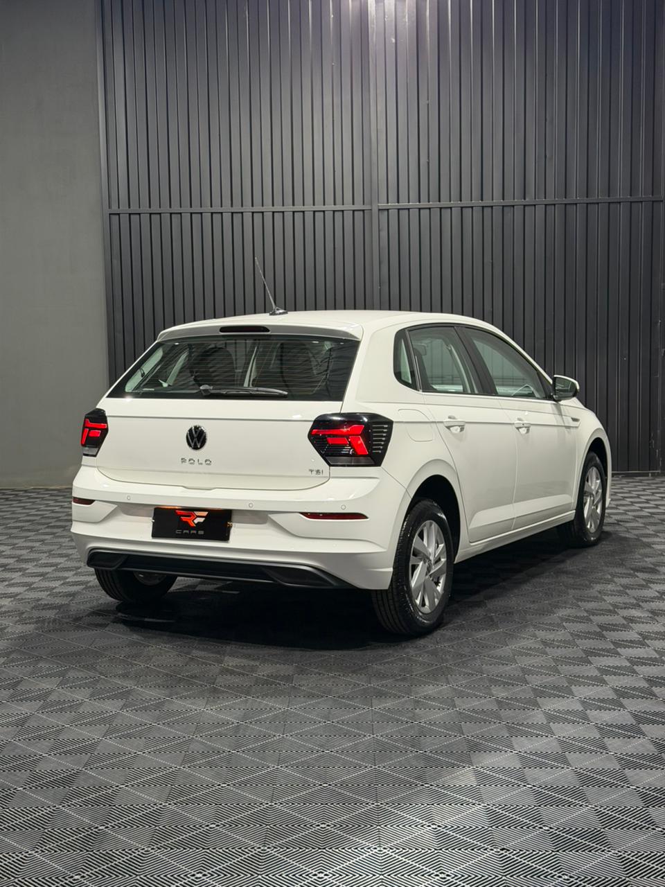 VW POLO COMFORTLINE 1.0 200 TSI — foto 14