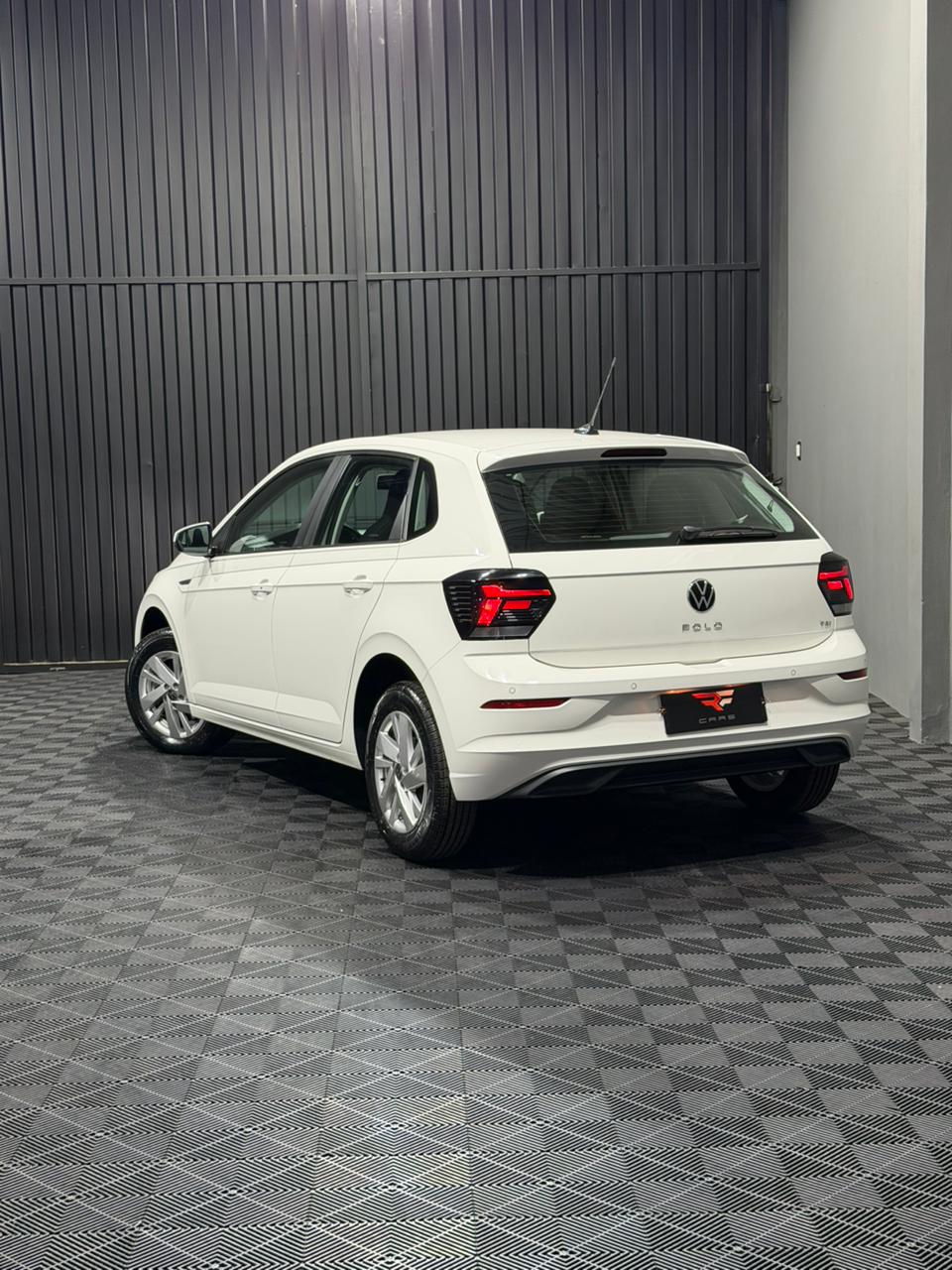 VW POLO COMFORTLINE 1.0 200 TSI — foto 16