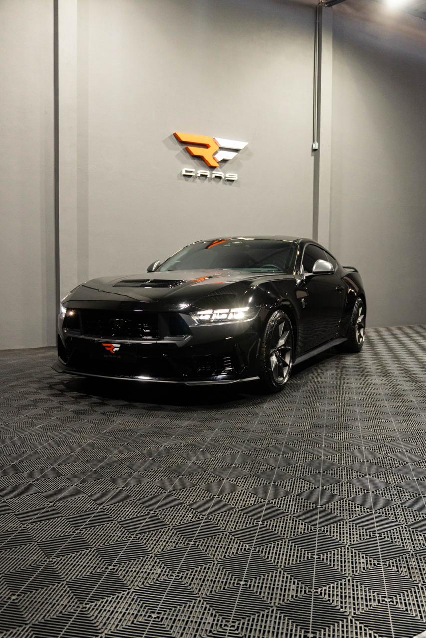 FORD MUSTANG 5.0 V8 DARK HORSE — foto 3