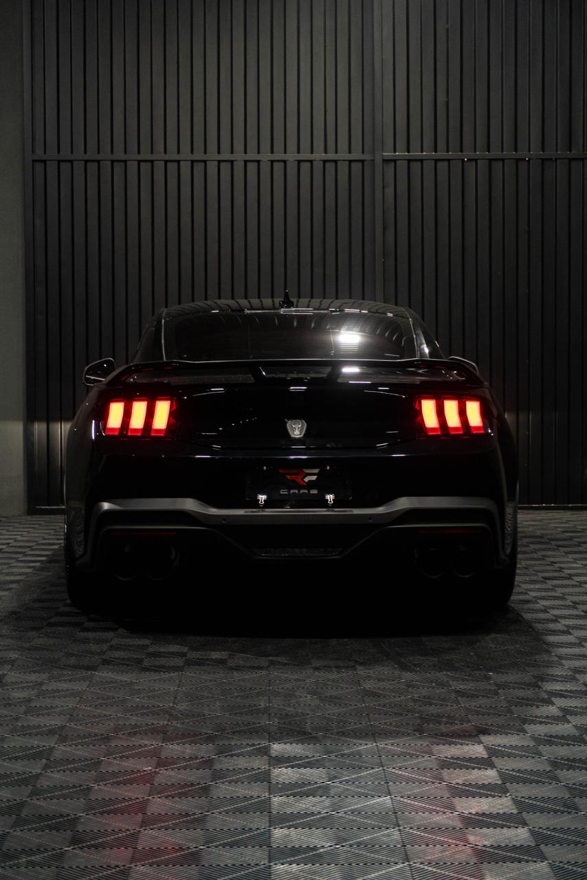 FORD MUSTANG 5.0 V8 DARK HORSE — foto 11
