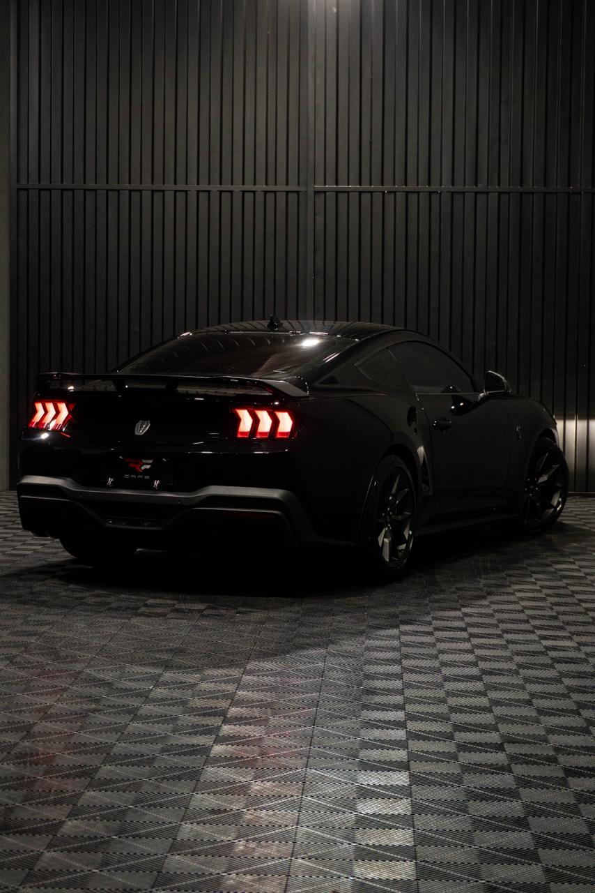 FORD MUSTANG 5.0 V8 DARK HORSE — foto 12