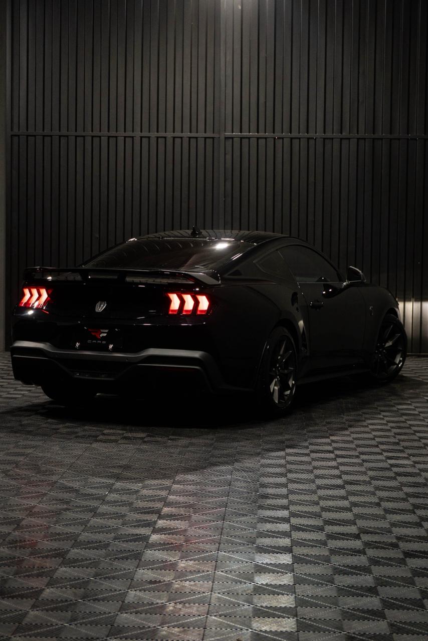 FORD MUSTANG 5.0 V8 DARK HORSE — foto 13