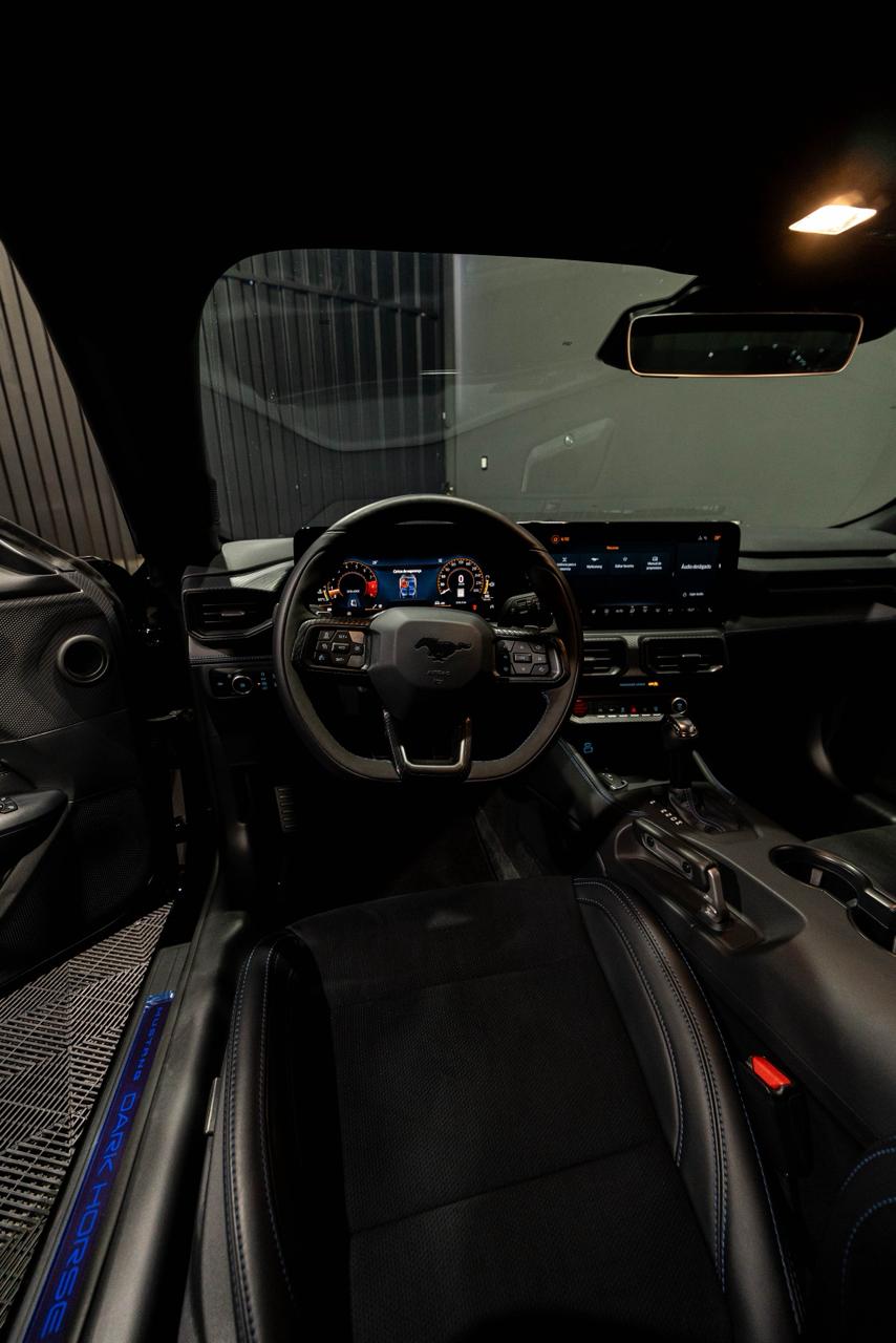 FORD MUSTANG 5.0 V8 DARK HORSE — foto 16