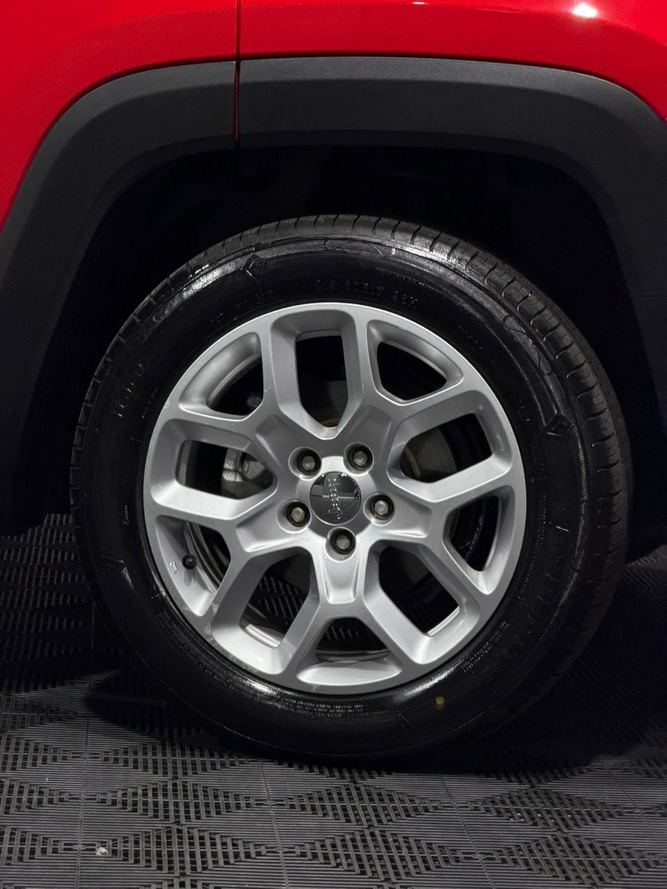 JEEP RENEGADE LONGITUDE 1.8 FLEX AUTOMATICO — foto 21