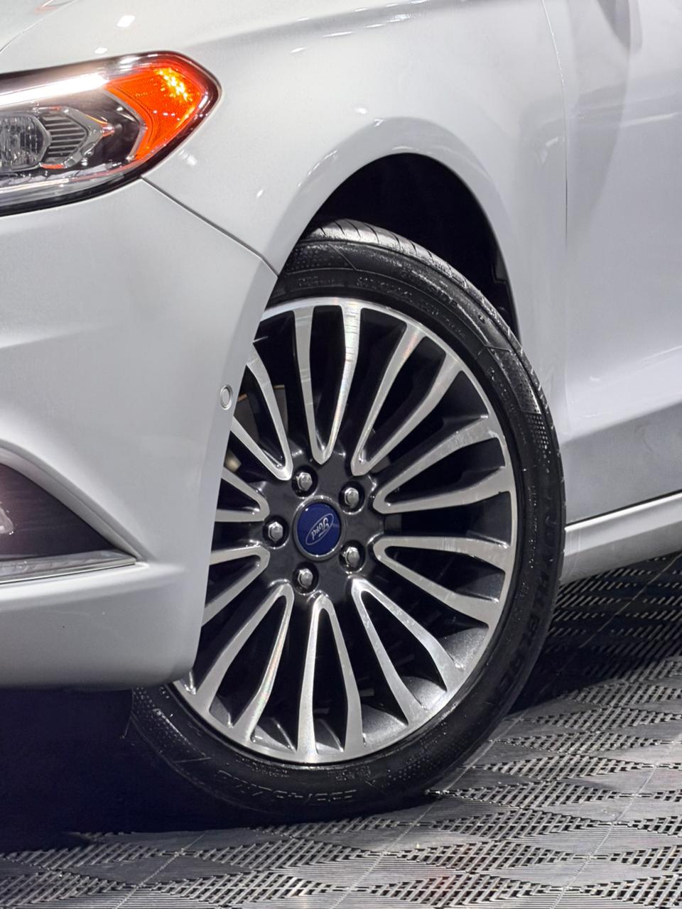 FORD FUSION TITANIUM AWD 2.0 ECOBOOST — foto 24