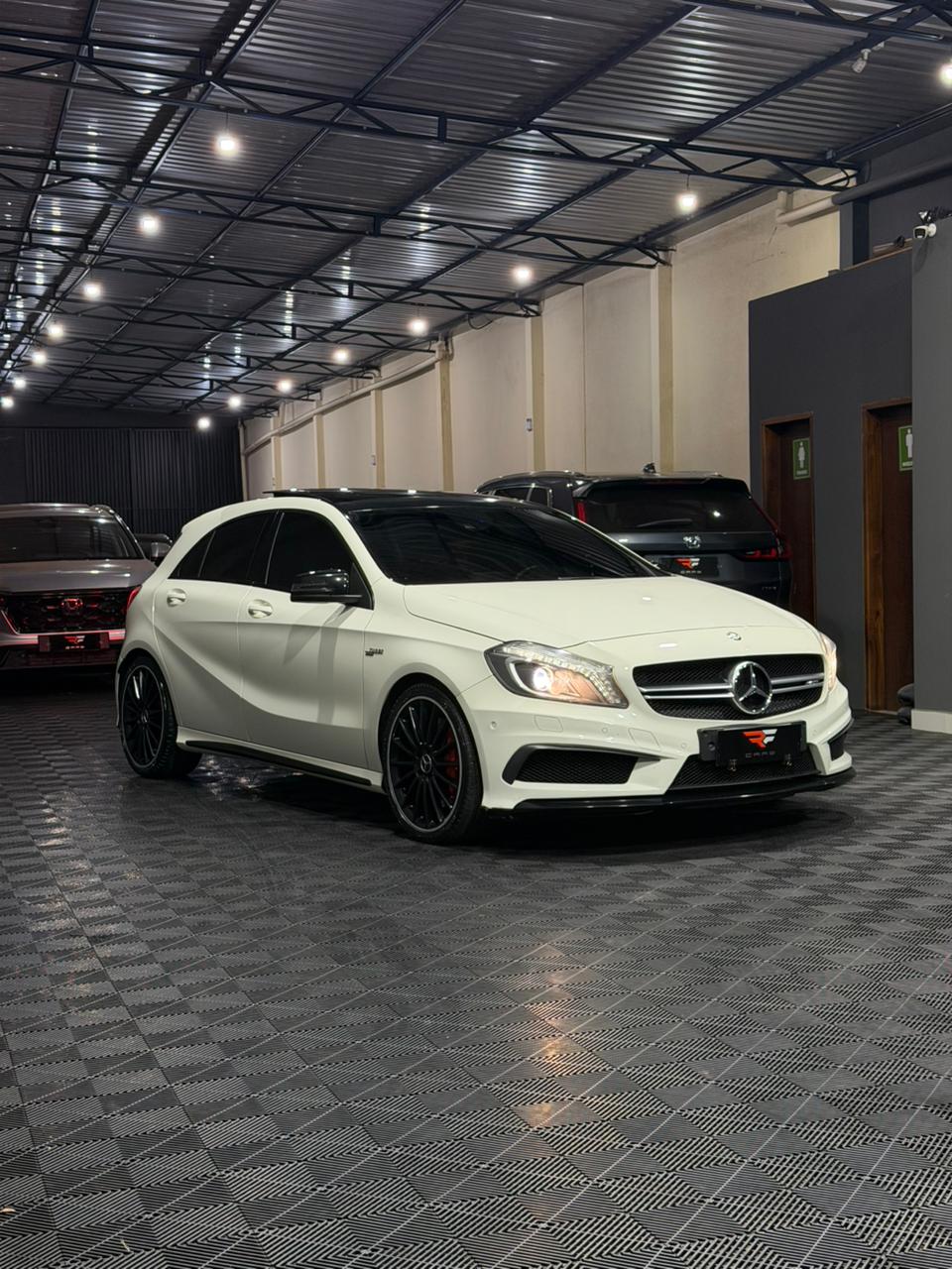 MERCEDES-BENZ A45 AMG 2.0 TURBO 4MATIC — foto 8