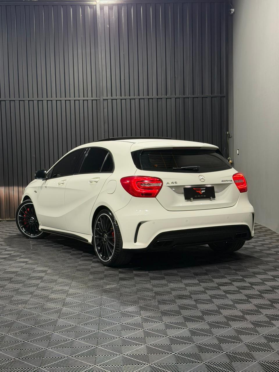 MERCEDES-BENZ A45 AMG 2.0 TURBO 4MATIC — foto 9