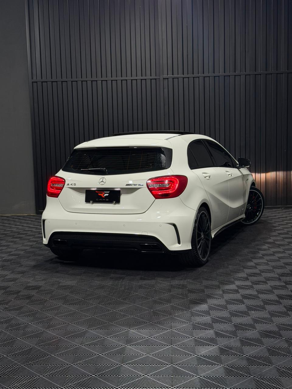 MERCEDES-BENZ A45 AMG 2.0 TURBO 4MATIC — foto 15