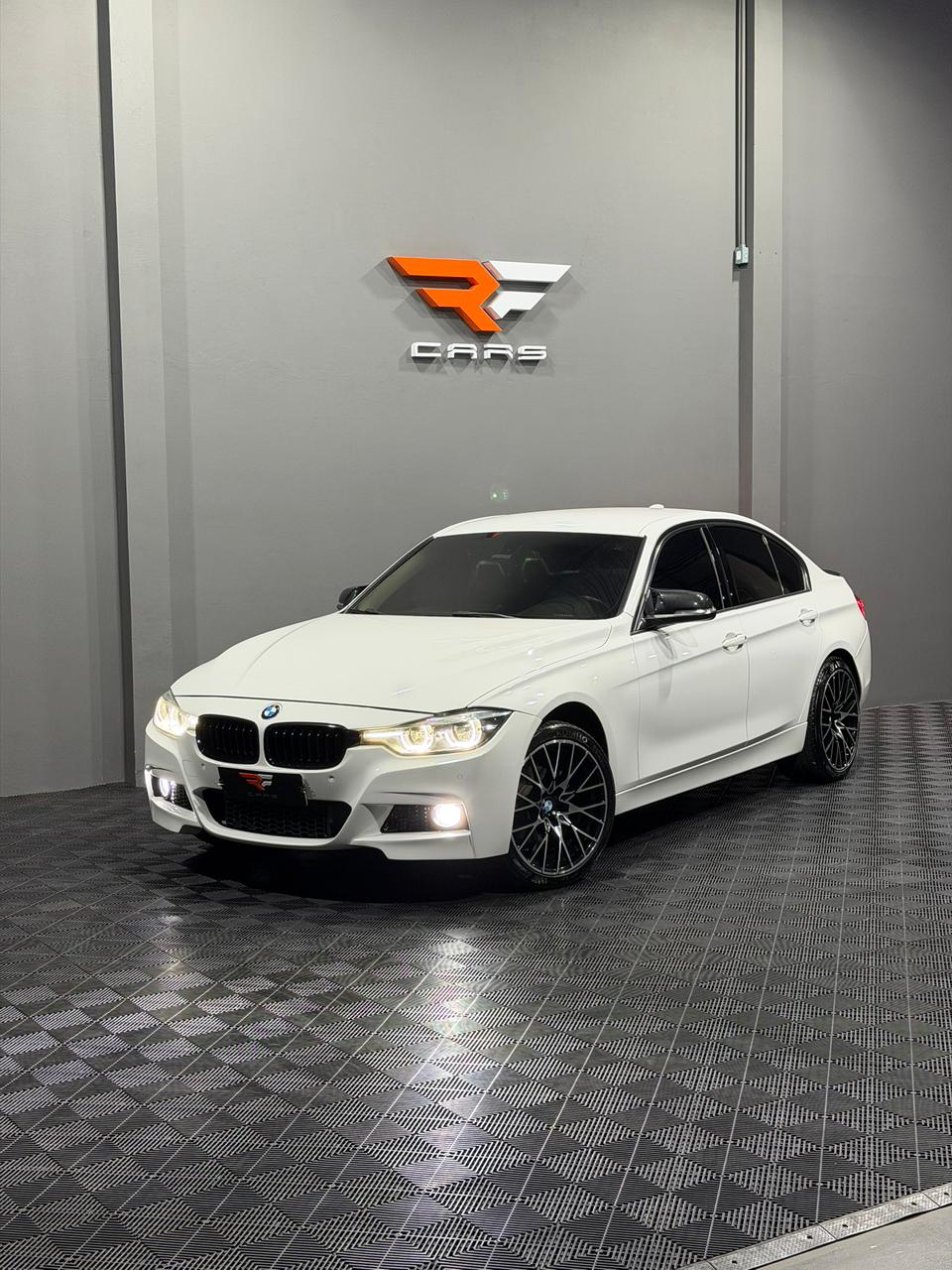 BMW BMW 320i  SPORT ACTIVE FLEX 2018 — R$ 108.990,00