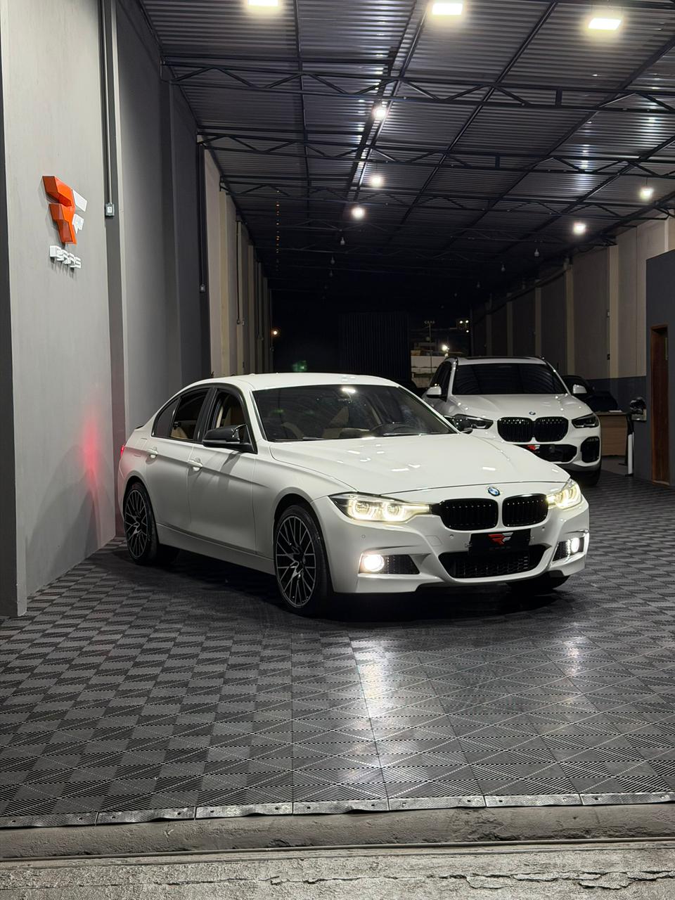 BMW 320i  SPORT ACTIVE FLEX — foto 6
