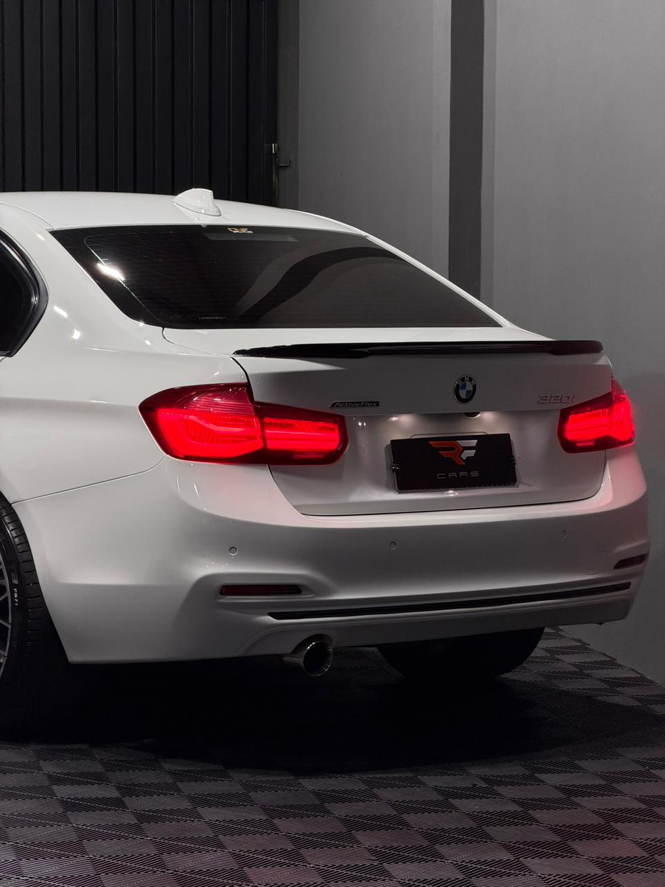 BMW 320i  SPORT ACTIVE FLEX — foto 10