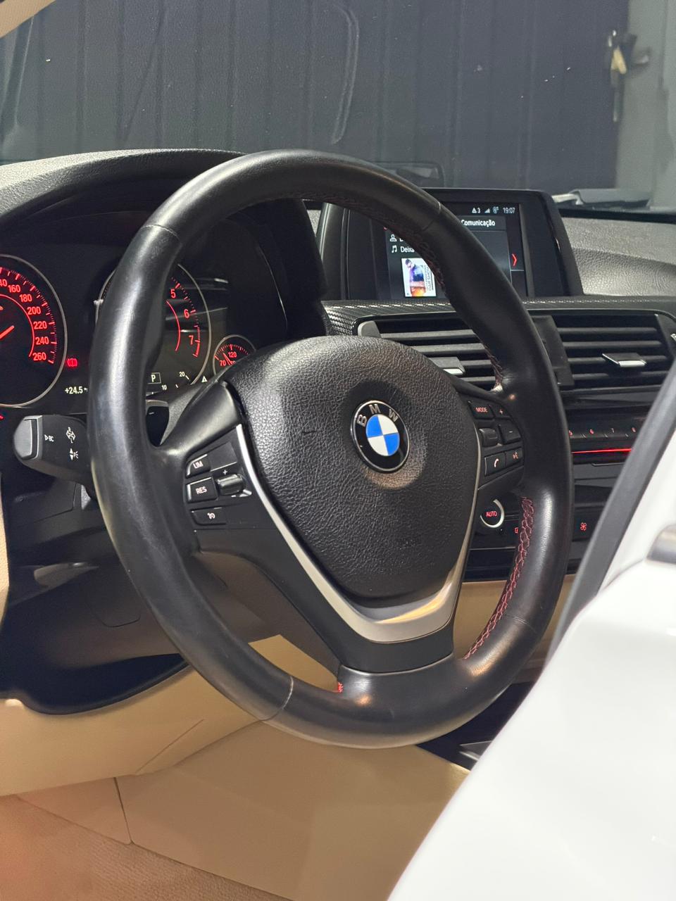 BMW 320i  SPORT ACTIVE FLEX — foto 16
