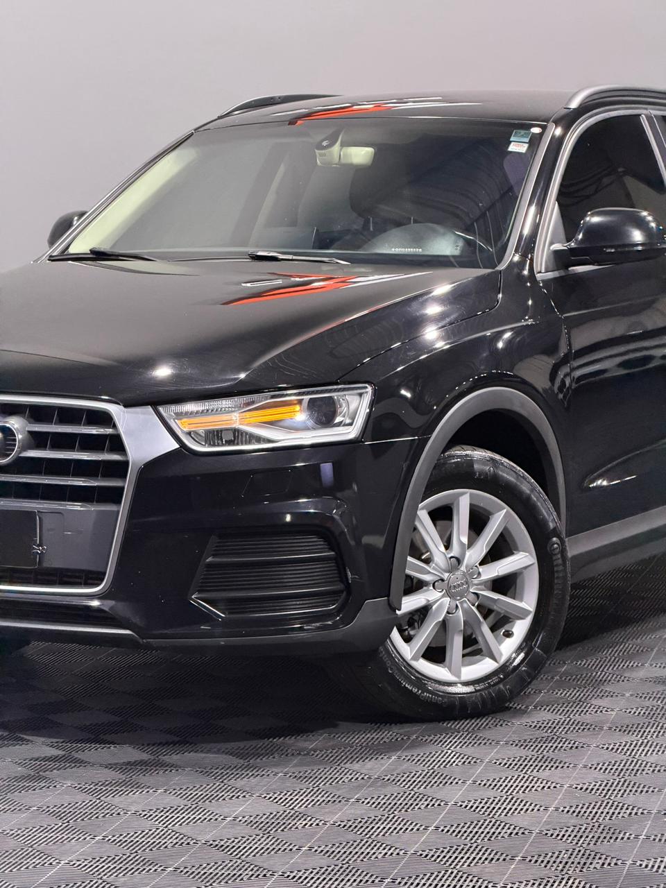 AUDI Q3 2.0 TFSI QUATTRO — foto 3