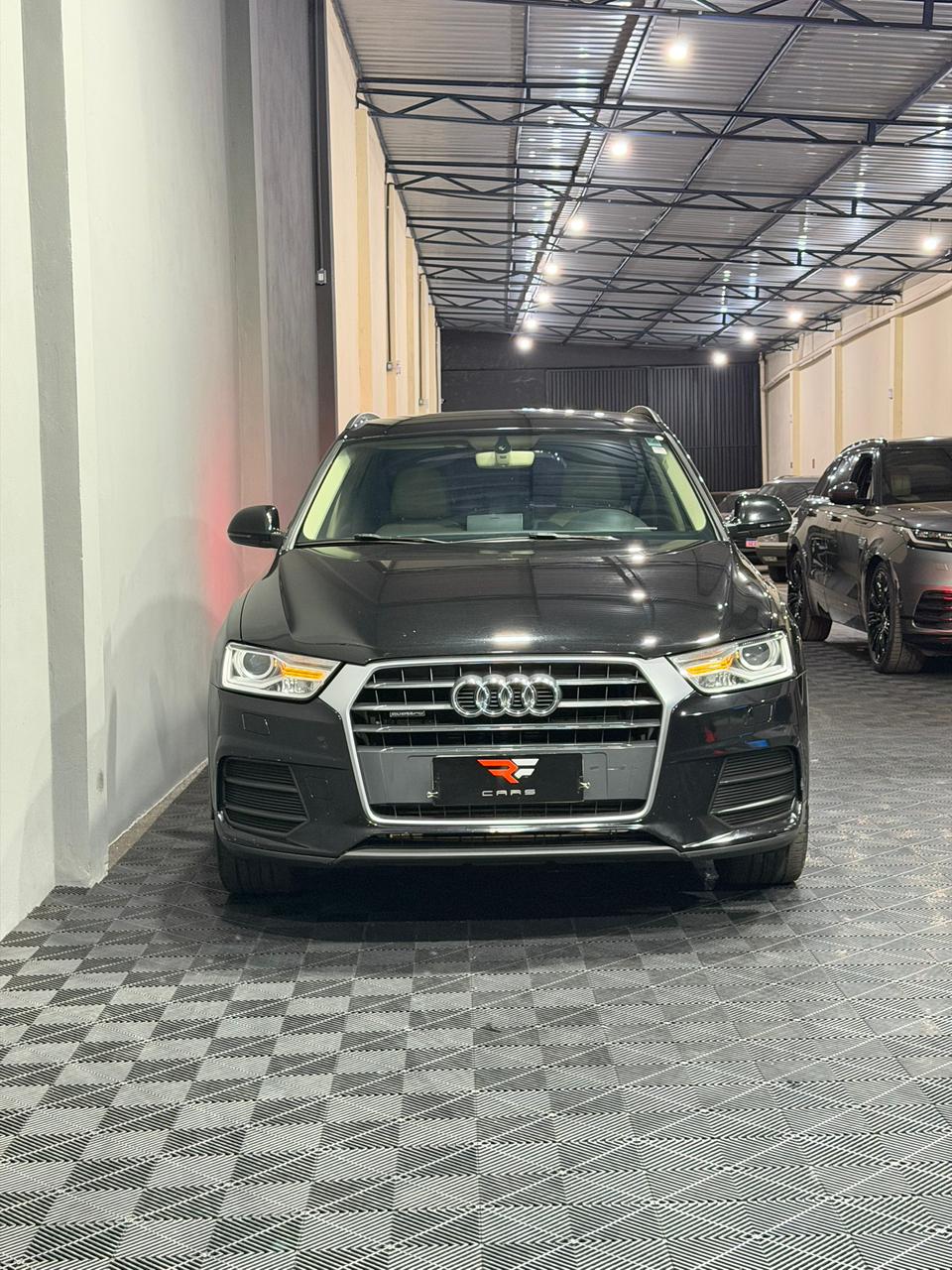 AUDI Q3 2.0 TFSI QUATTRO — foto 5