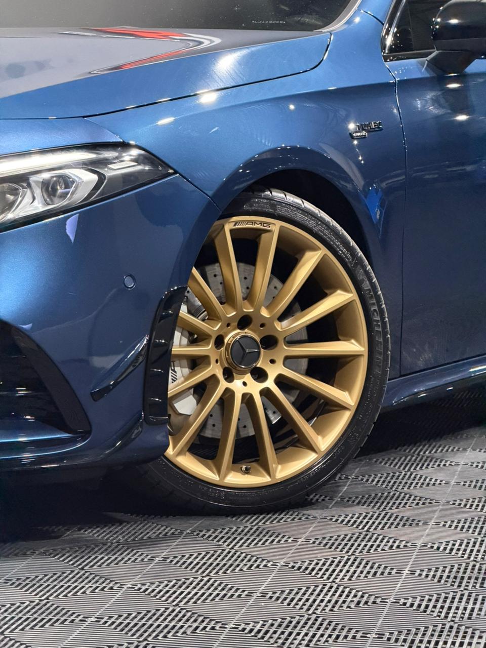MERCEDES-BENZ A35 AMG LAUCH EDITION — foto 4