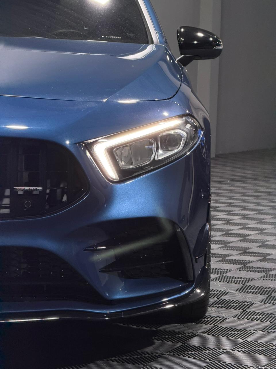 MERCEDES-BENZ A35 AMG LAUCH EDITION — foto 5