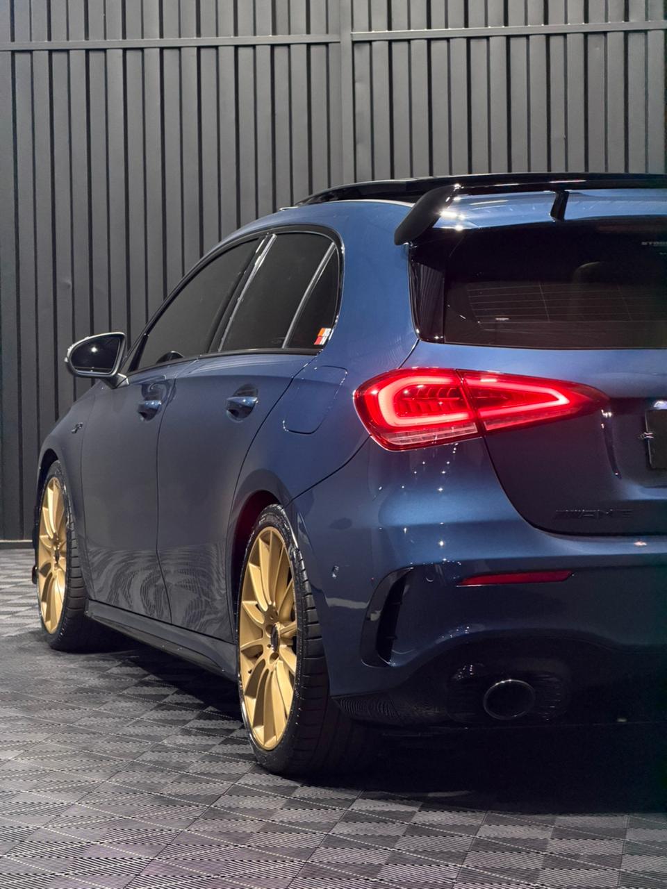 MERCEDES-BENZ A35 AMG LAUCH EDITION — foto 9