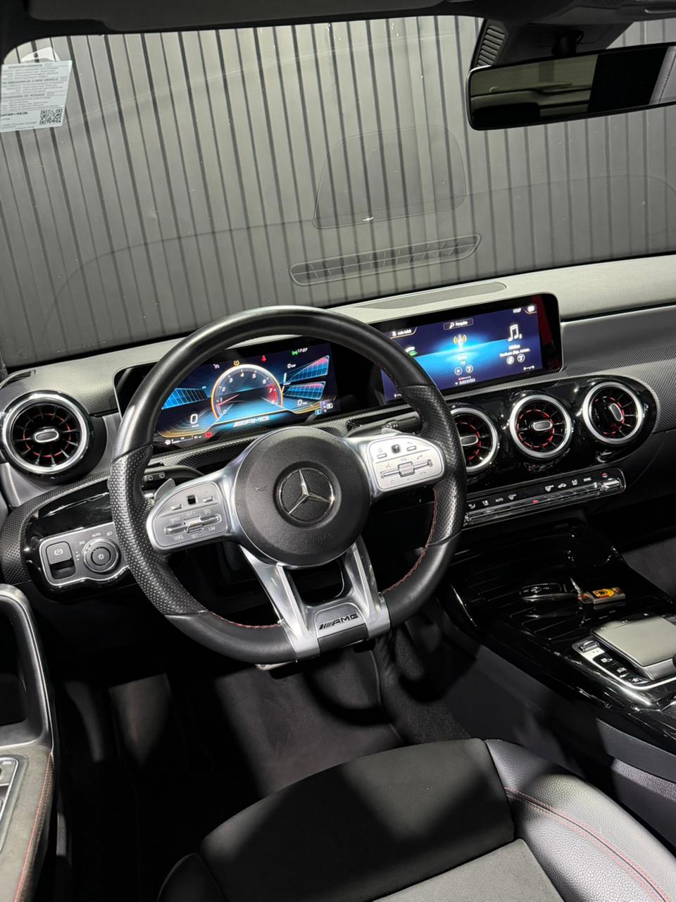 MERCEDES-BENZ A35 AMG LAUCH EDITION — foto 17