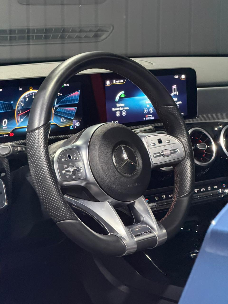 MERCEDES-BENZ A35 AMG LAUCH EDITION — foto 18