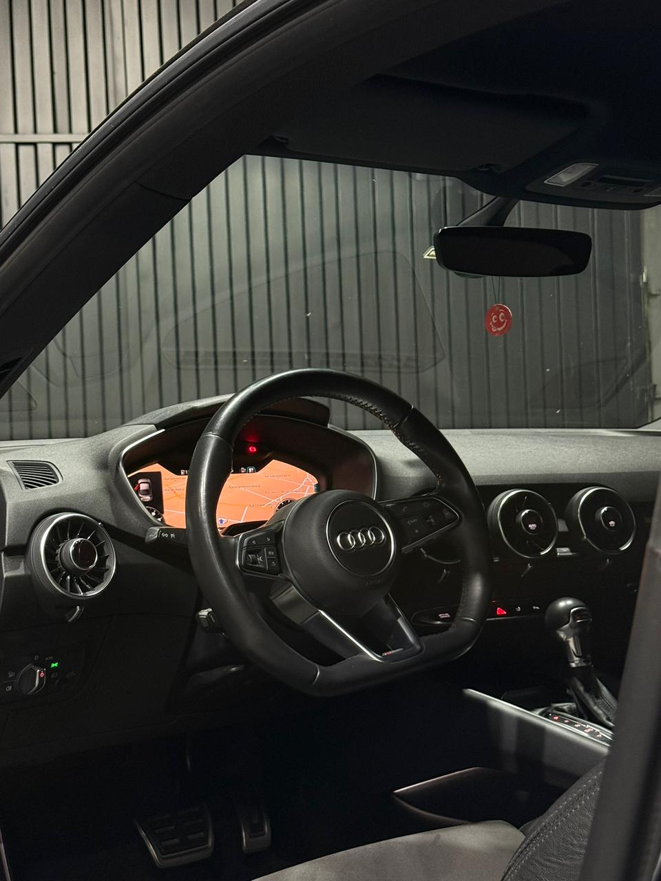 AUDI TT 2.0 TFSI AMBITION S-LINE — foto 11