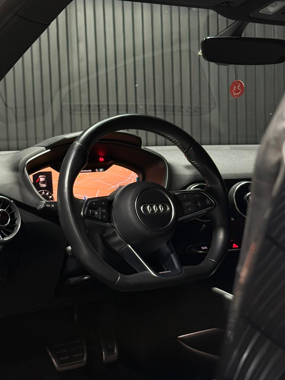 AUDI TT 2.0 TFSI AMBITION S-LINE — foto 12