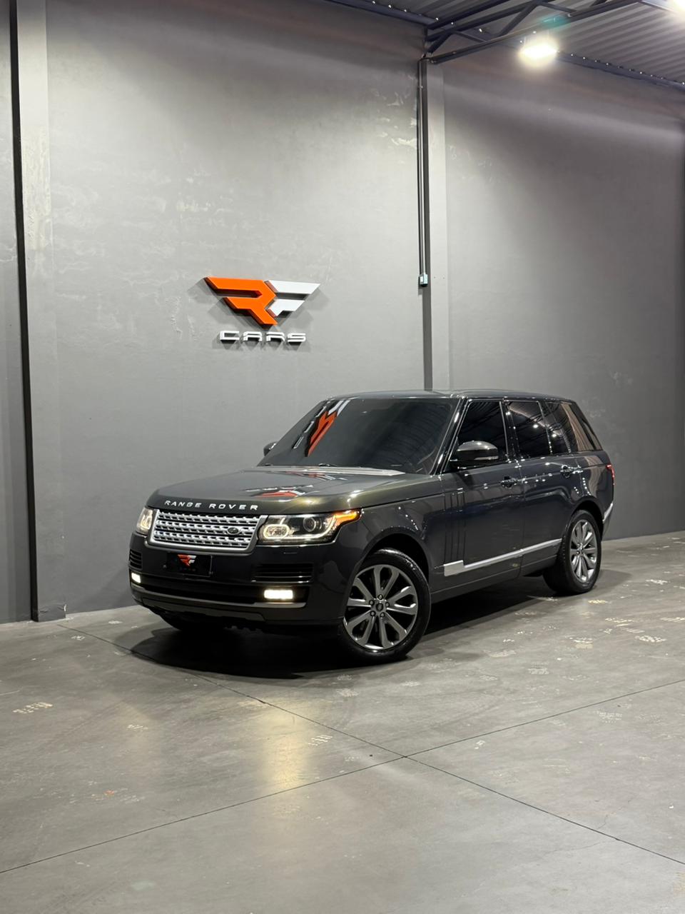 Land Rover RANGE ROVER VOGUE 3.0 TDV6 4X4 2013/2014 — R$ 169.990,00