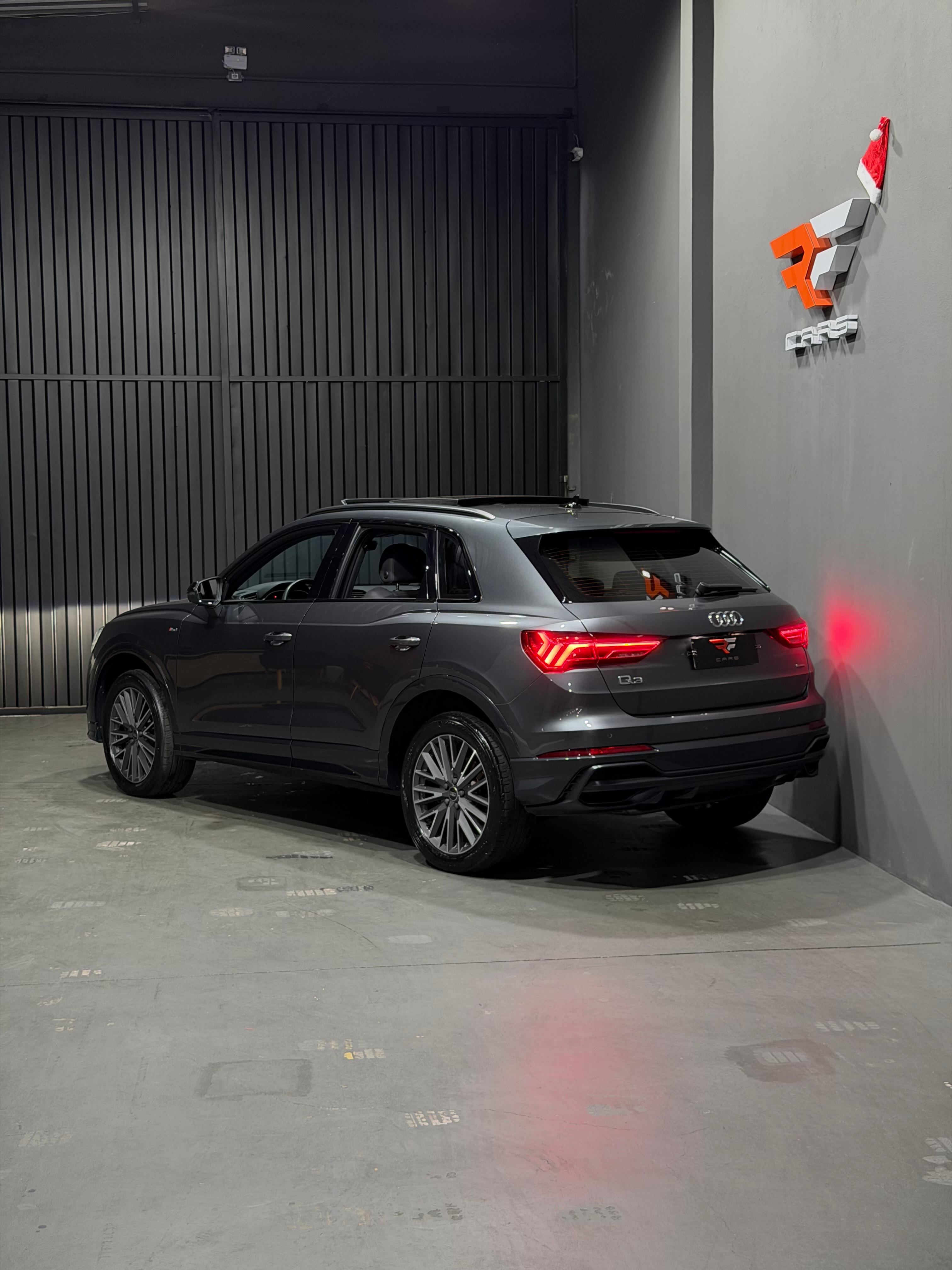 AUDI Q3 TFSI PERFORMANCE BLACK QUATTRO — foto 5