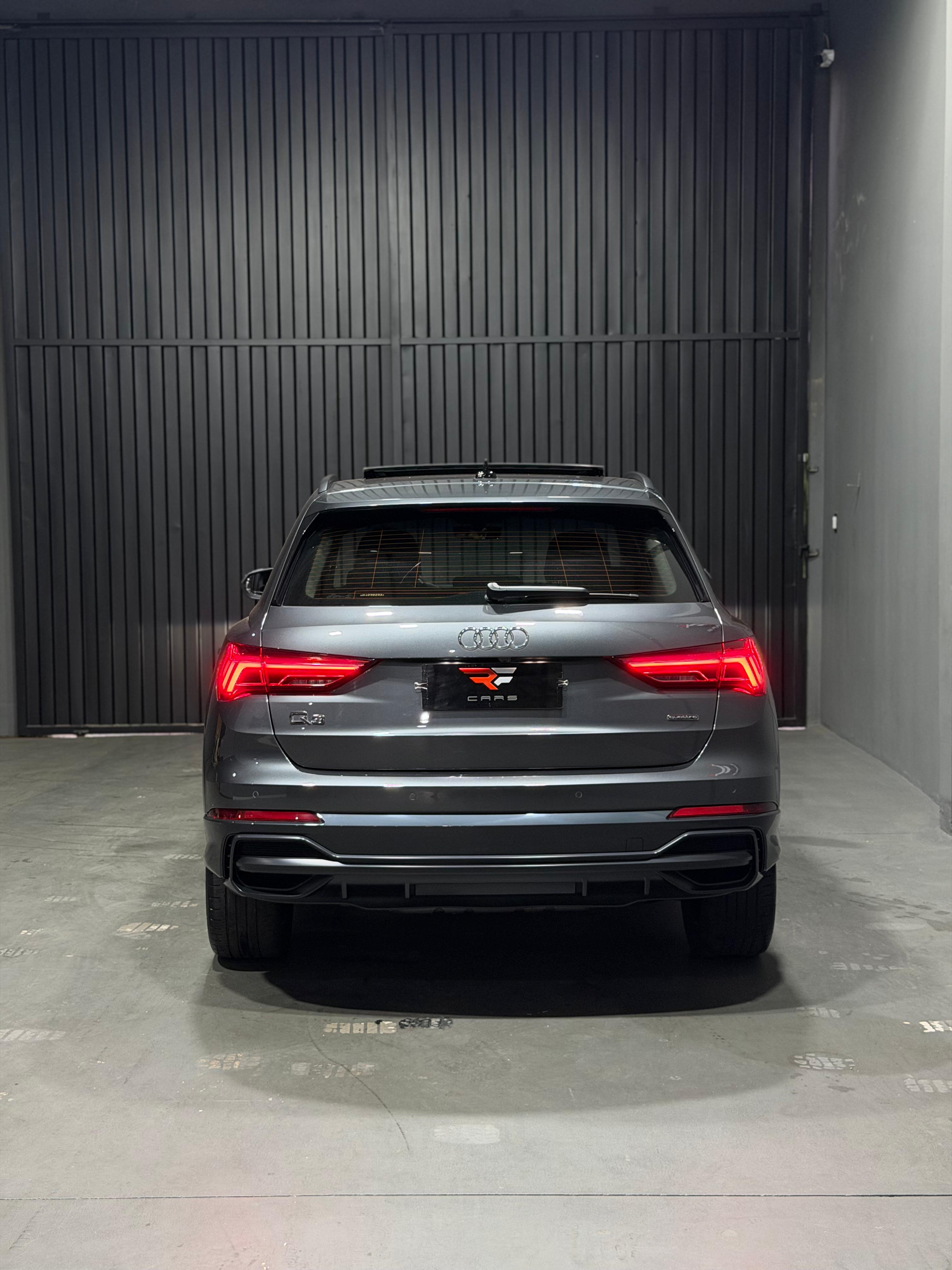 AUDI Q3 TFSI PERFORMANCE BLACK QUATTRO — foto 17