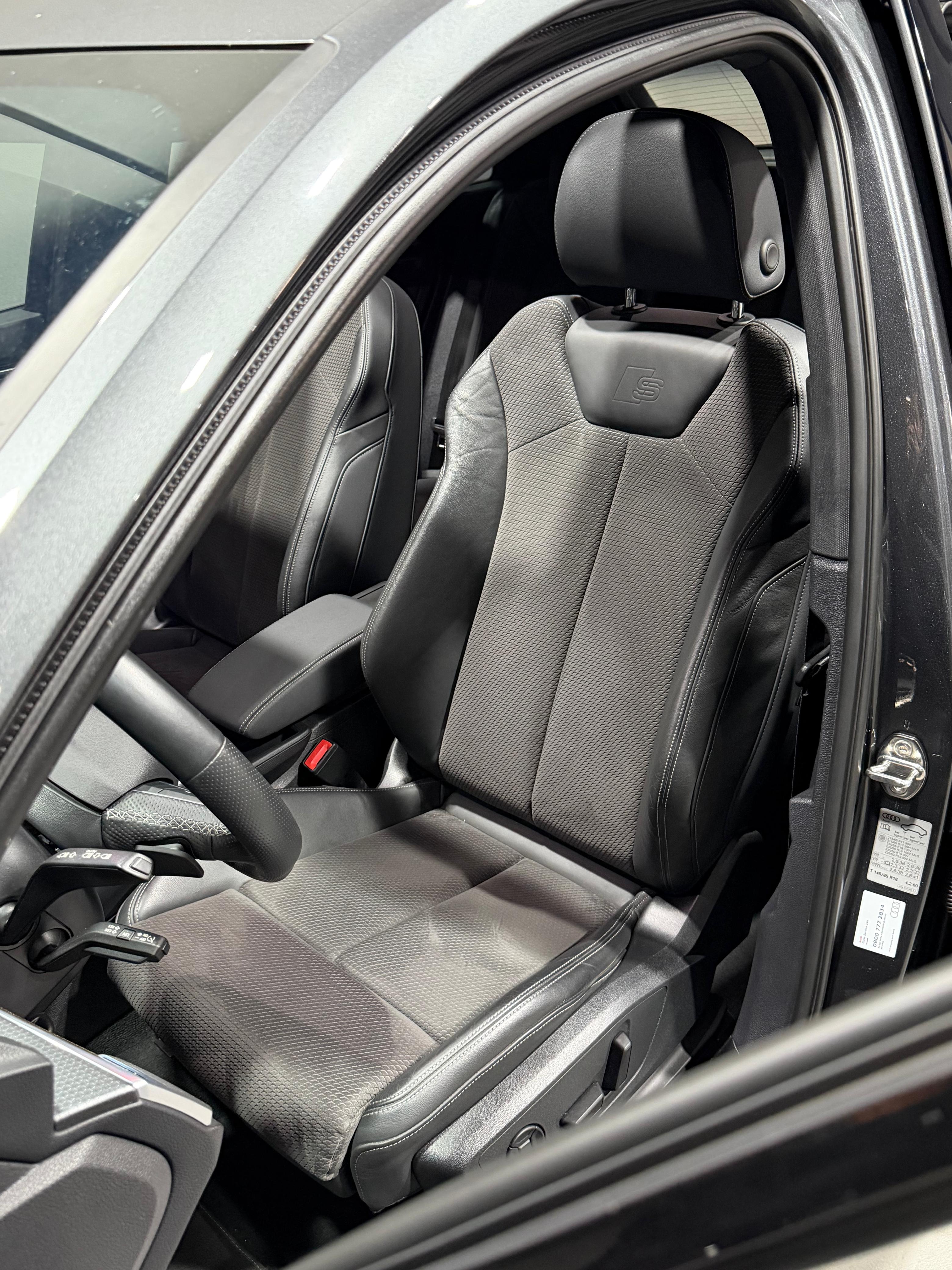 AUDI Q3 TFSI PERFORMANCE BLACK QUATTRO — foto 25