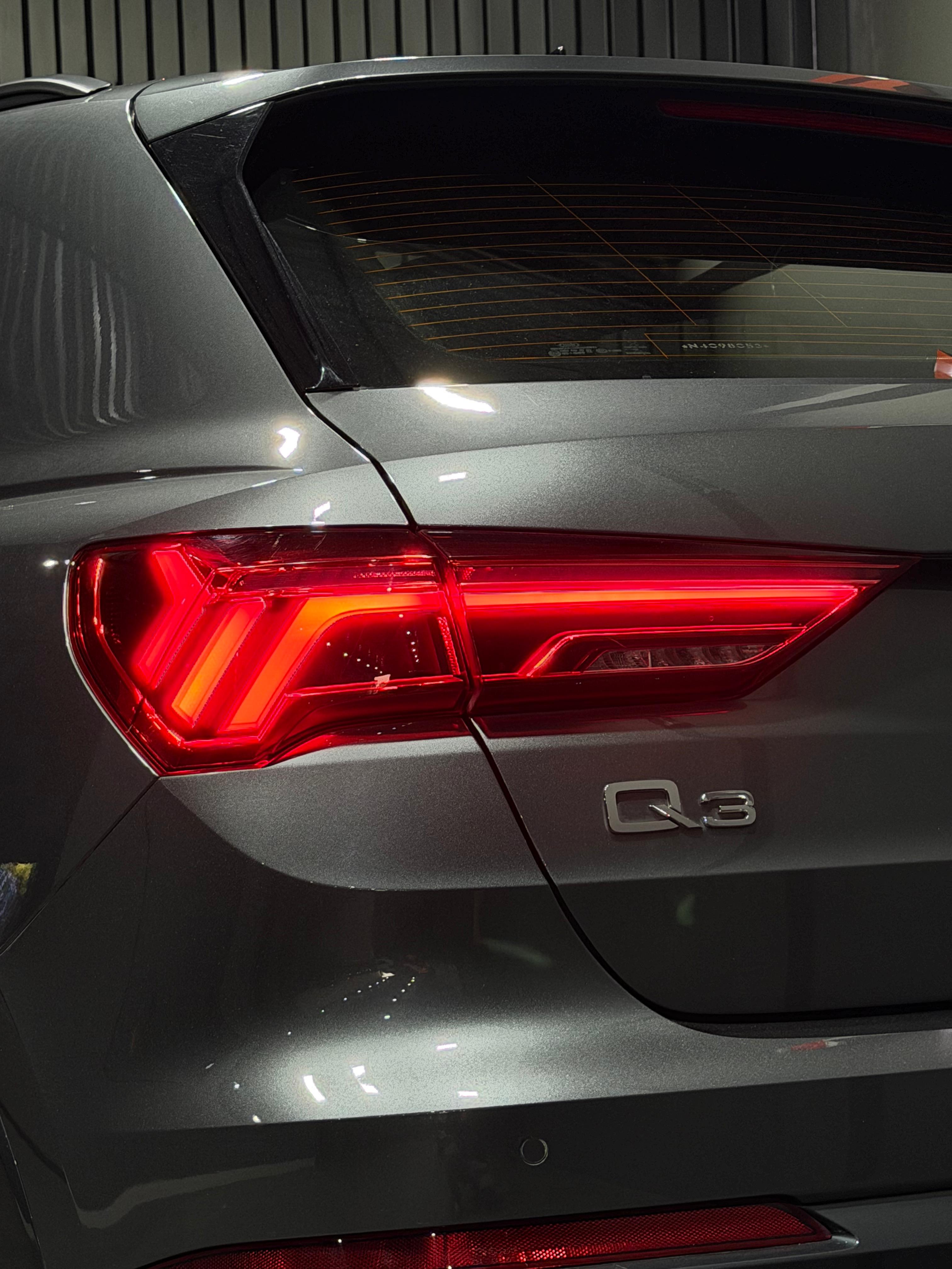 AUDI Q3 TFSI PERFORMANCE BLACK QUATTRO — foto 33
