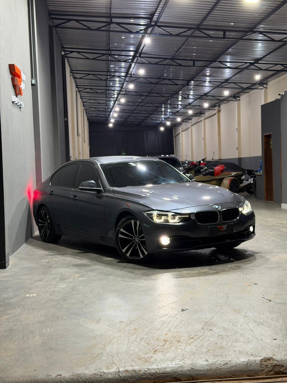 BMW 320I SPORT 2.0 TWINPOWER TURBO — foto 6