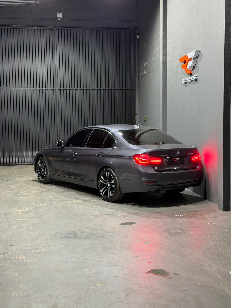 BMW 320I SPORT 2.0 TWINPOWER TURBO — foto 8