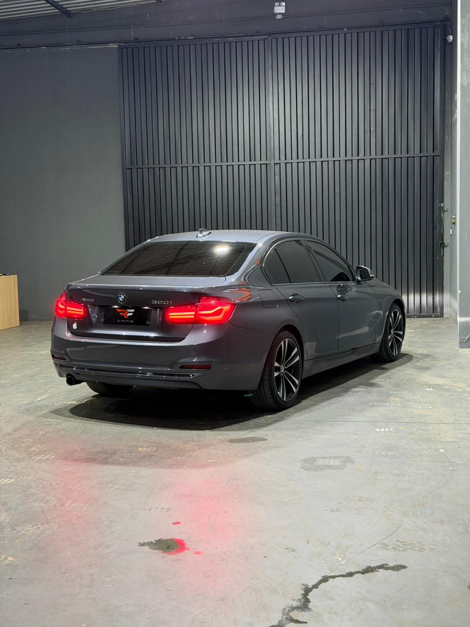 BMW 320I SPORT 2.0 TWINPOWER TURBO — foto 12