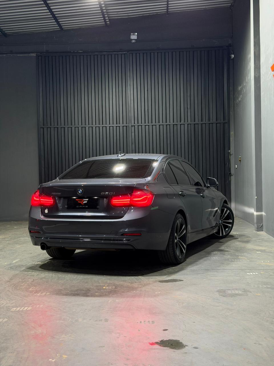 BMW 320I SPORT 2.0 TWINPOWER TURBO — foto 13