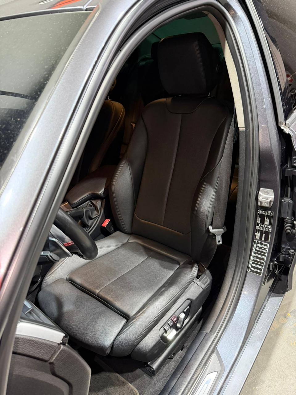 BMW 320I SPORT 2.0 TWINPOWER TURBO — foto 18