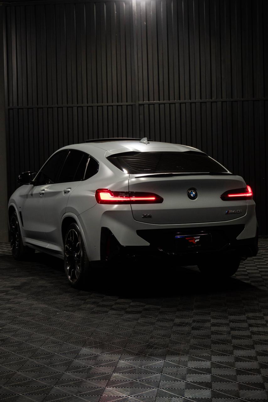BMW X4 M40i SPORT TWINPOWER TURBO — foto 2