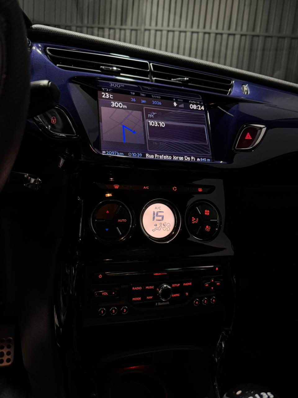 CITROËN DS3 SPORT CHIC — foto 17