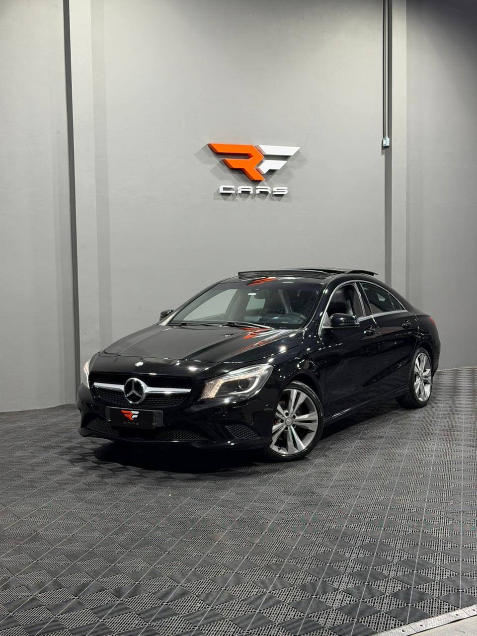 Mercedes-Benz CLA-200 VISION 1.6 TURBO 2014/2015 — R$ 109.990,00