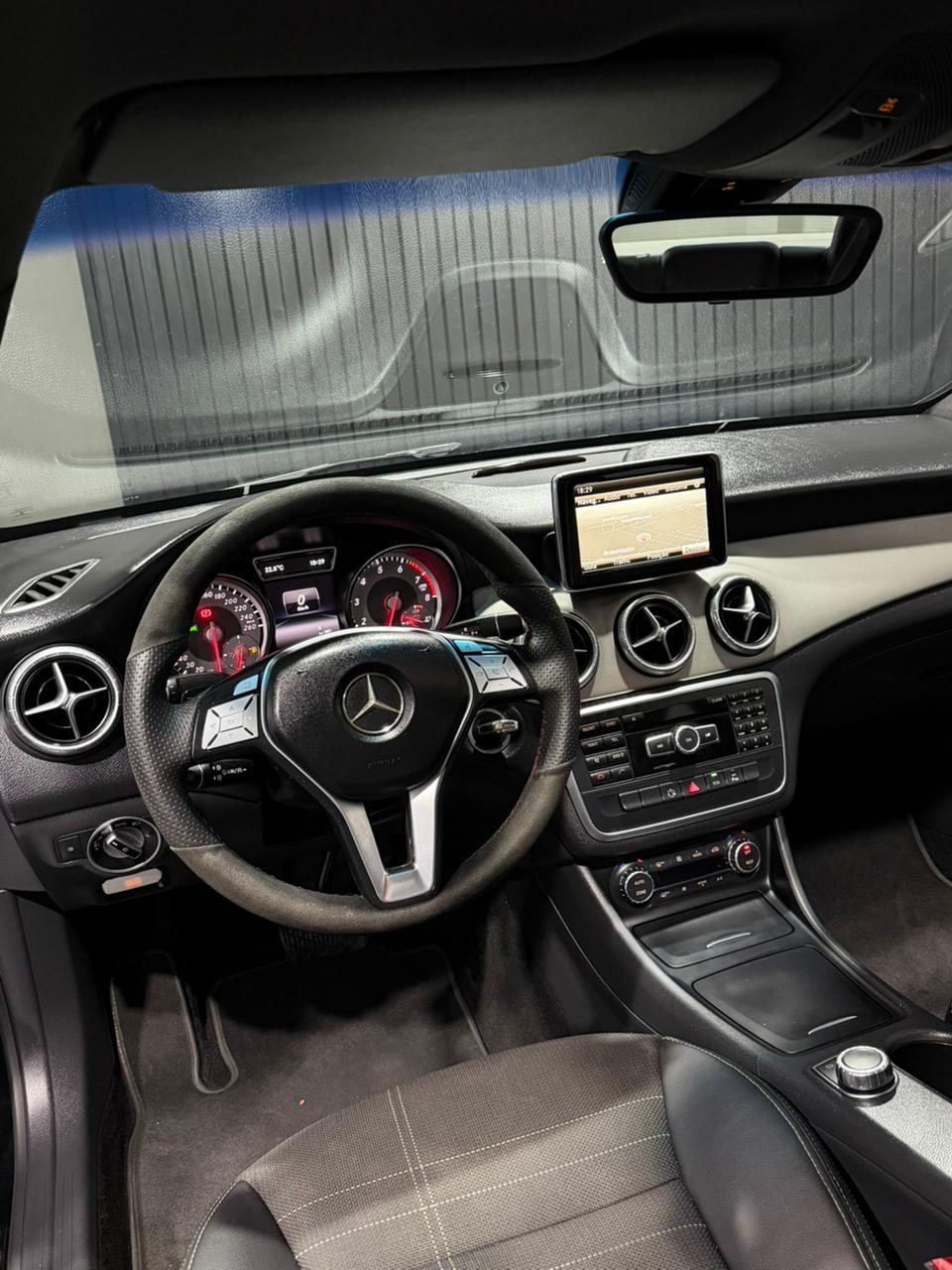 CLA-200 VISION 1.6 TURBO — foto 15
