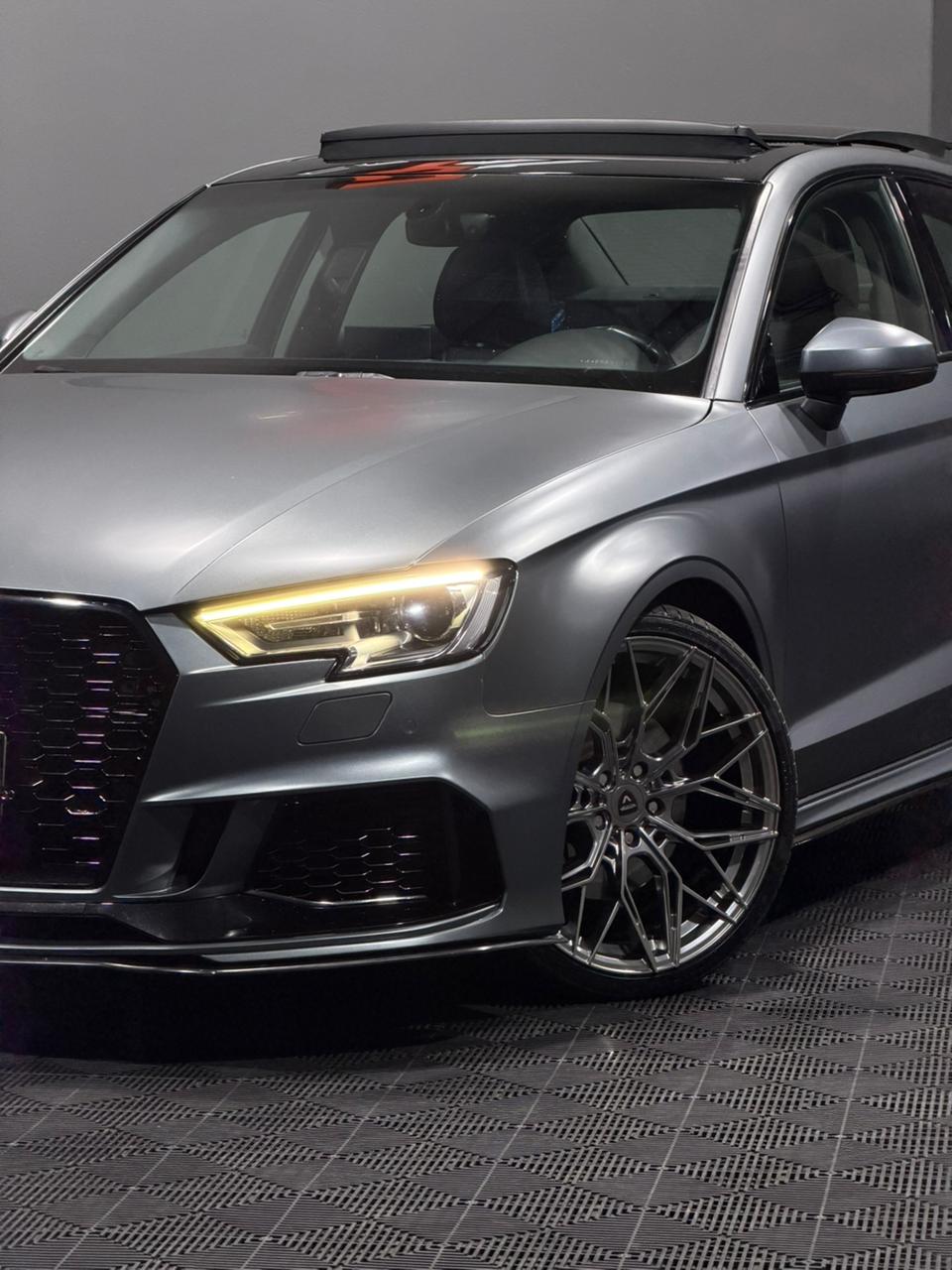 AUDI A3 PERFORMANCE BLACK 2.0 — foto 5