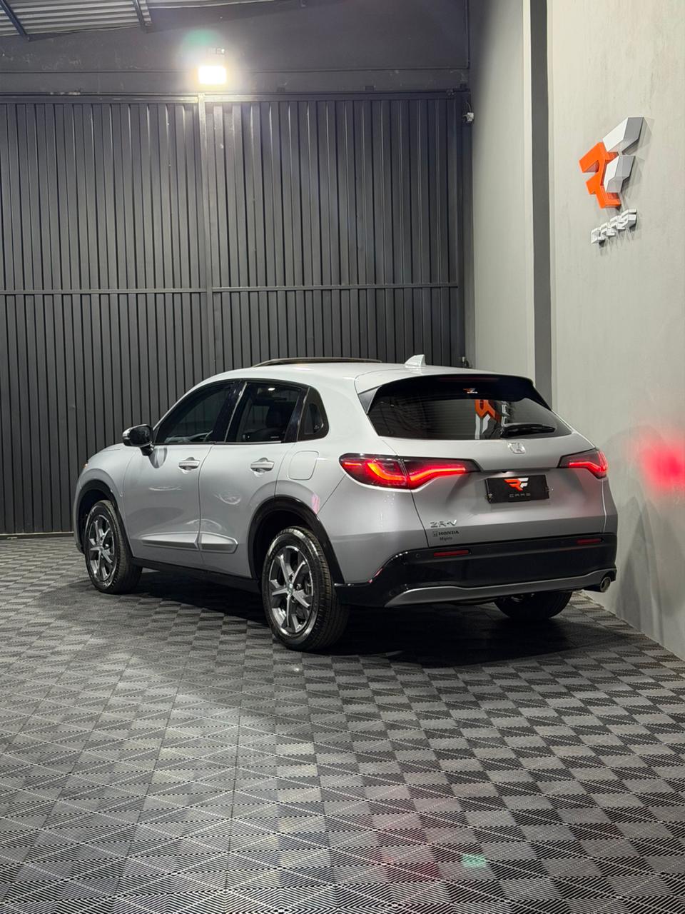 HONDA ZR-V TOURING 2.0 — foto 9