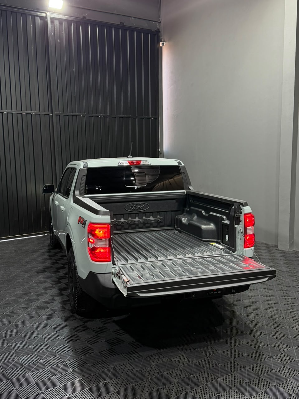 FORD MAVERICK LARIAT 2.0 ECOBOOST AWD — foto 23