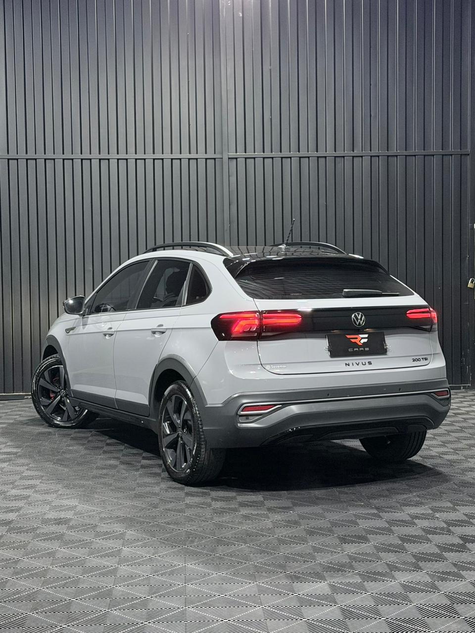 VW NIVUS 1.0 TSI HIGHLINE — foto 10