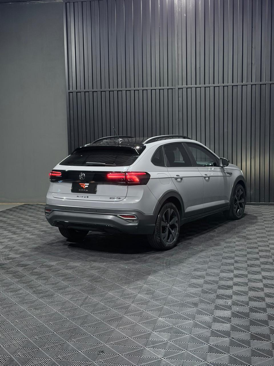 VW NIVUS 1.0 TSI HIGHLINE — foto 13