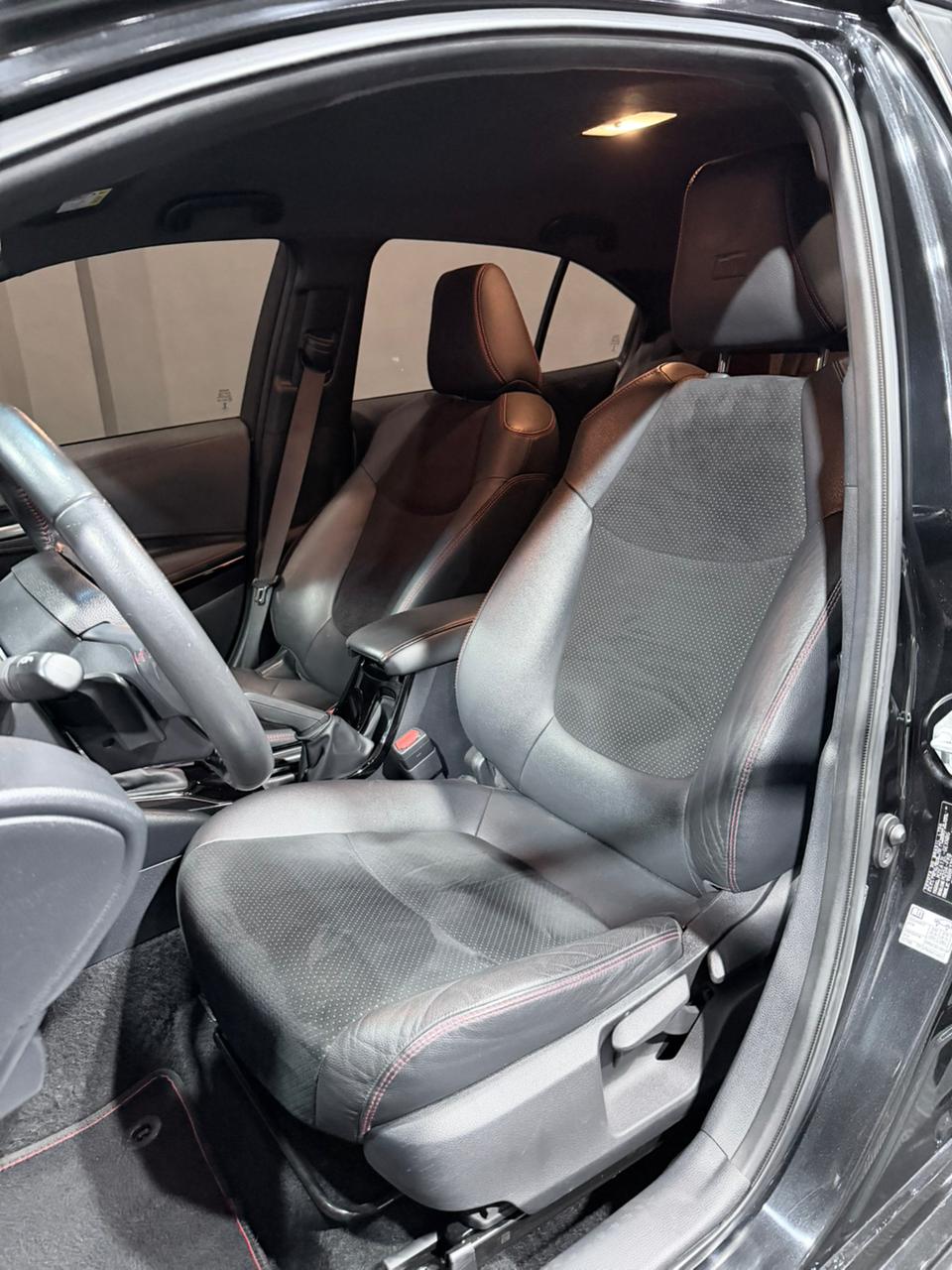 TOYOTA COROLLA GR-SPORT — foto 19