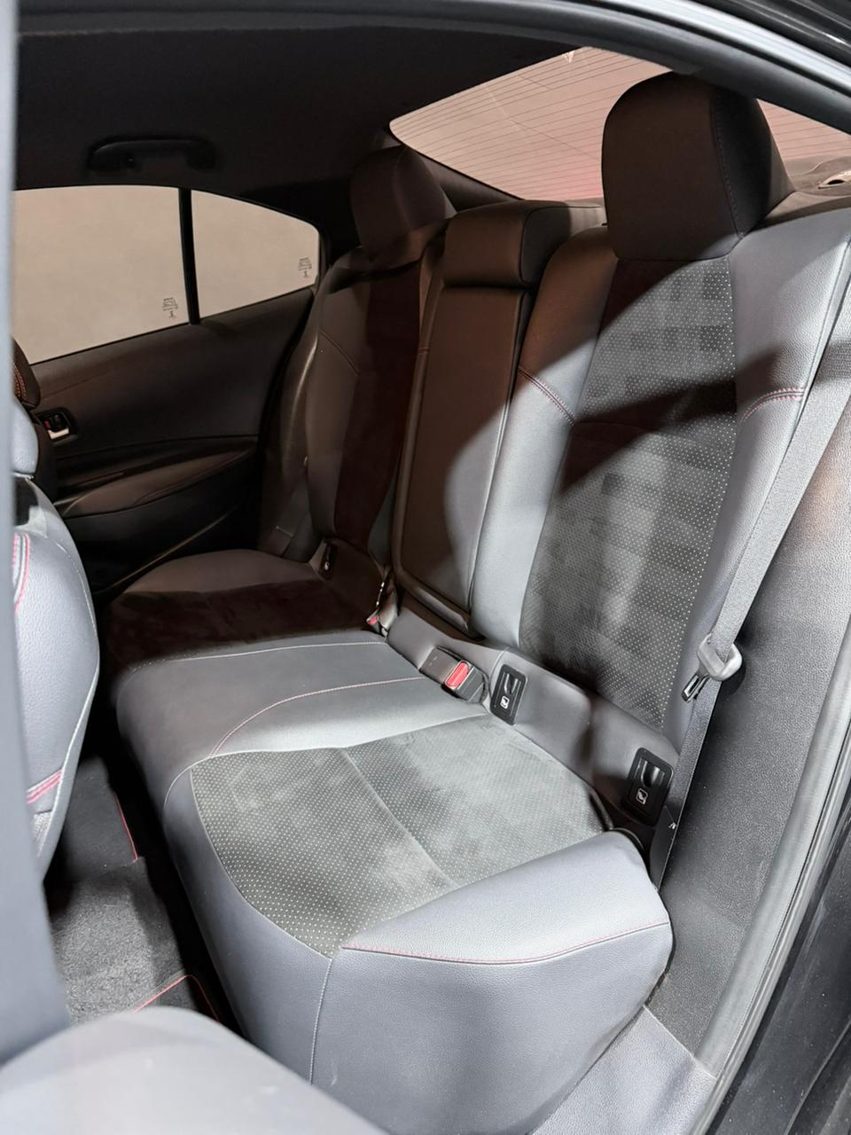 TOYOTA COROLLA GR-SPORT — foto 21