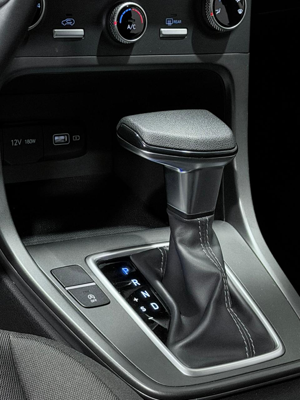 HYUNDAI CRETA COMFORT 1.0 TGDI — foto 19