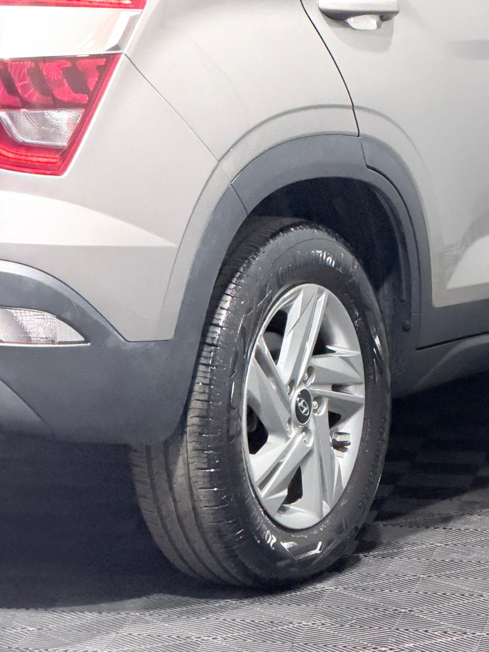 HYUNDAI CRETA COMFORT 1.0 TGDI — foto 23